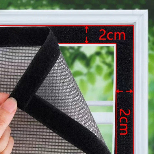 Moustiquaire adhésive pour fenêtre réutilisable et lavable en maille grise